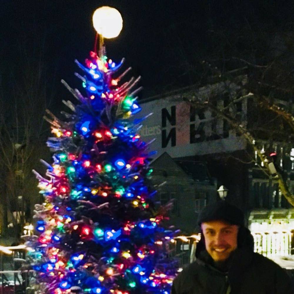 Meet your Posher, Thomas